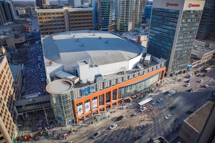 winnipeg-whiteout-street-party-2