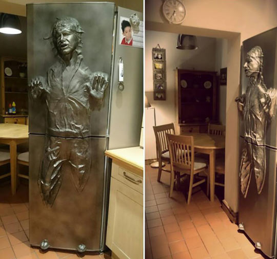 cool-Han-Solo-frozen-fridge-sculpture